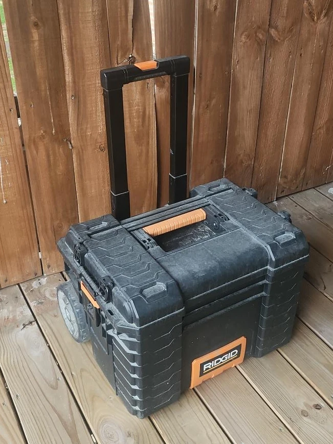 RIDGID Rolling Tool Box