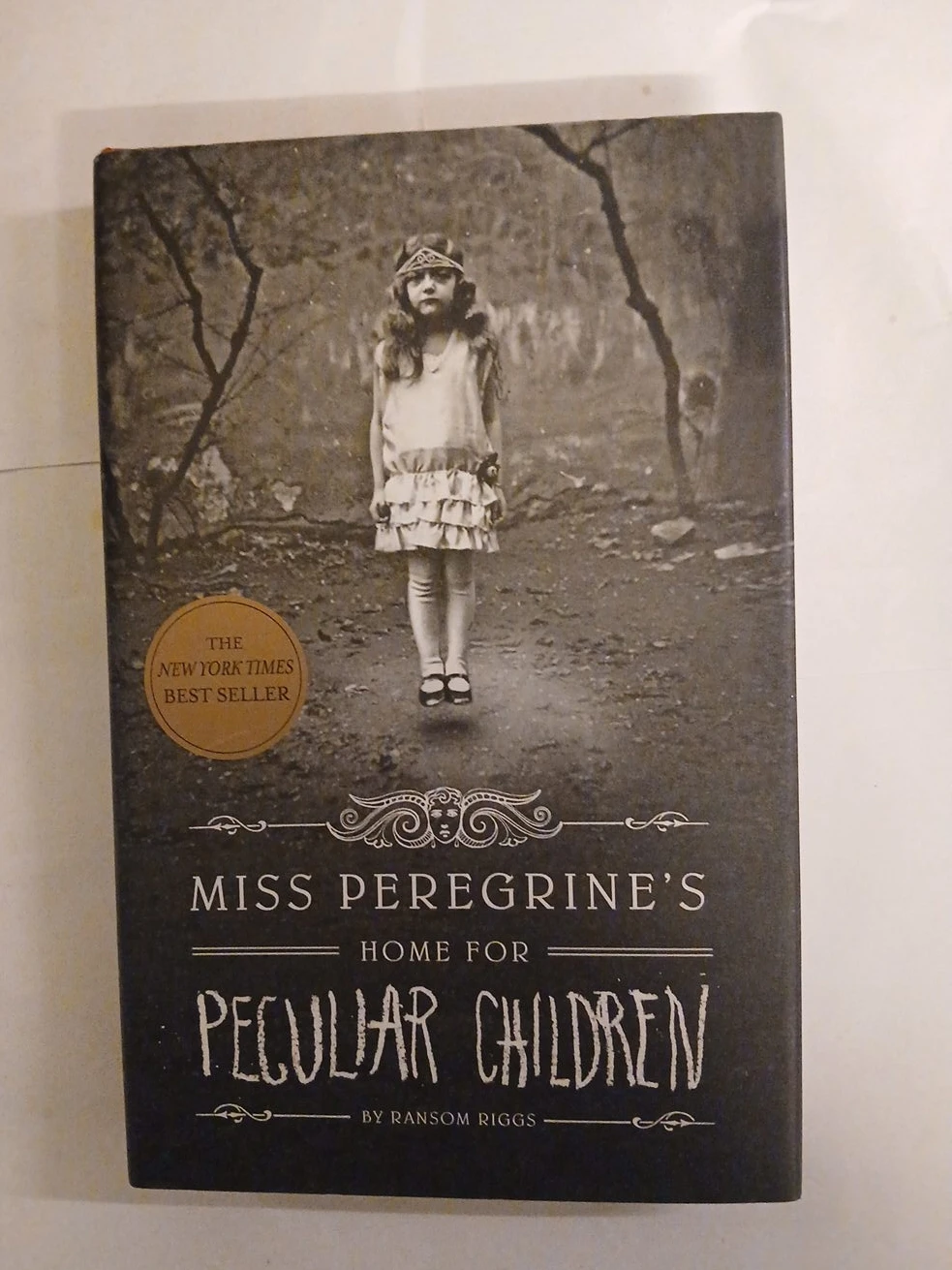 Miss Peregrine's Home for Peculiar Children by Ransom Riggs