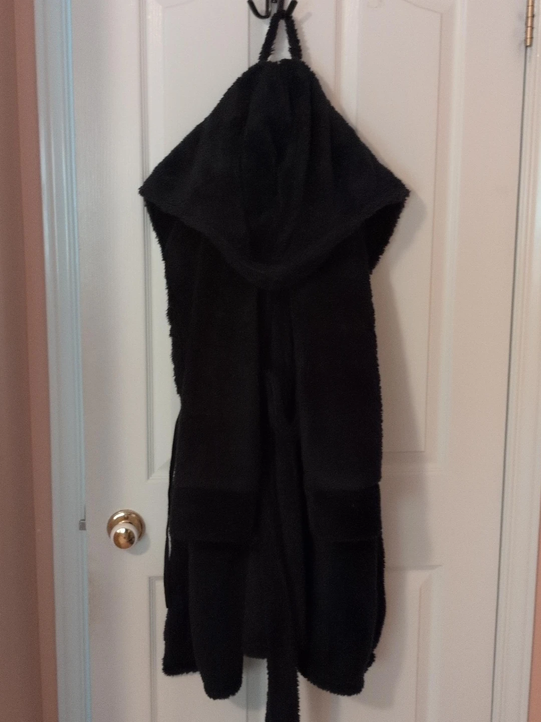 Black Hooded Bathrobe