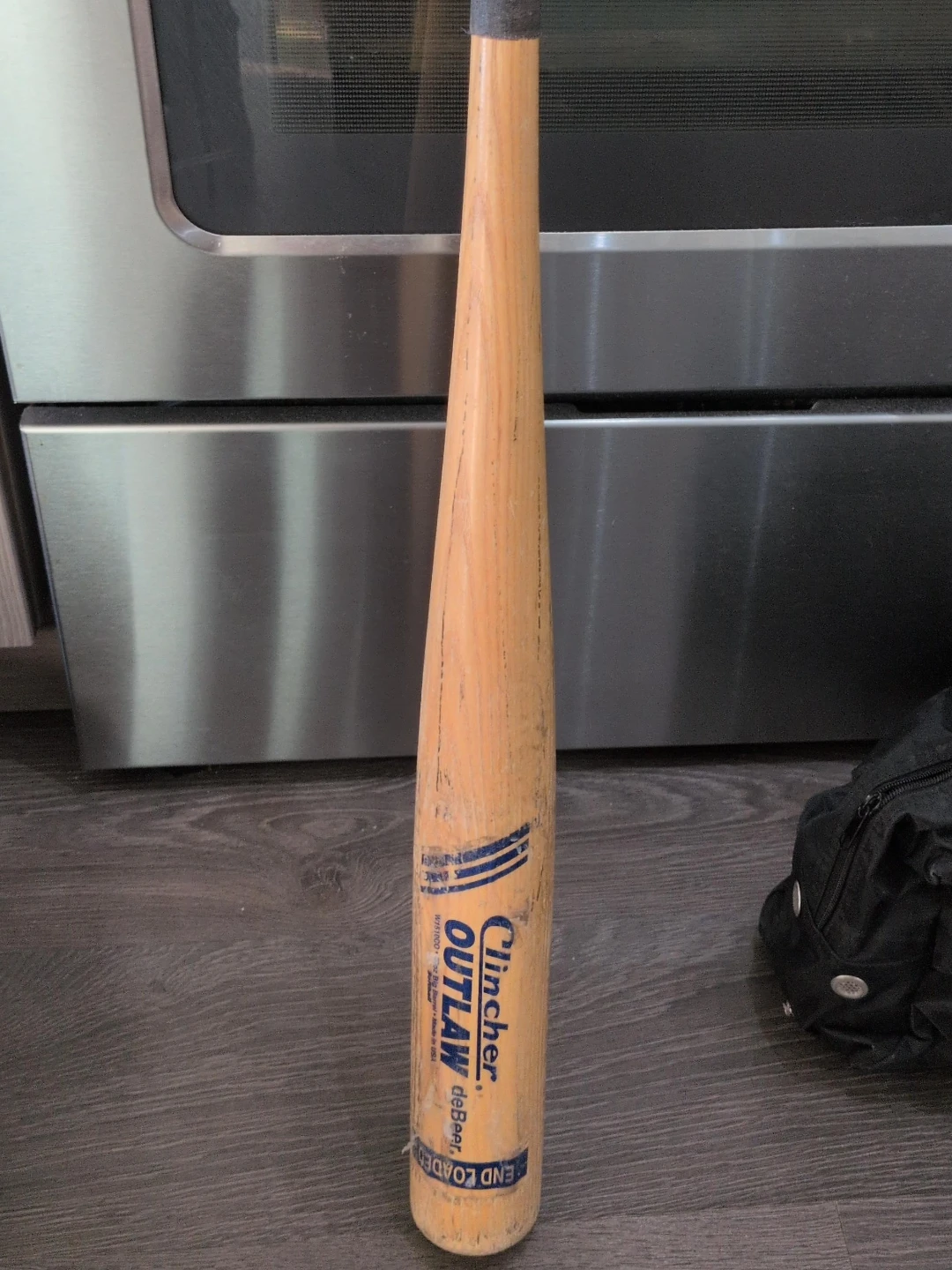 Clincher Outlaw deBeer Baseball Bat