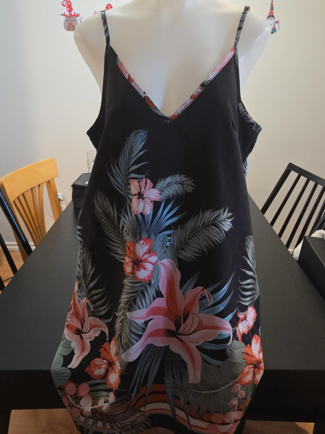 Black Floral Print Spaghetti Strap Tank Top