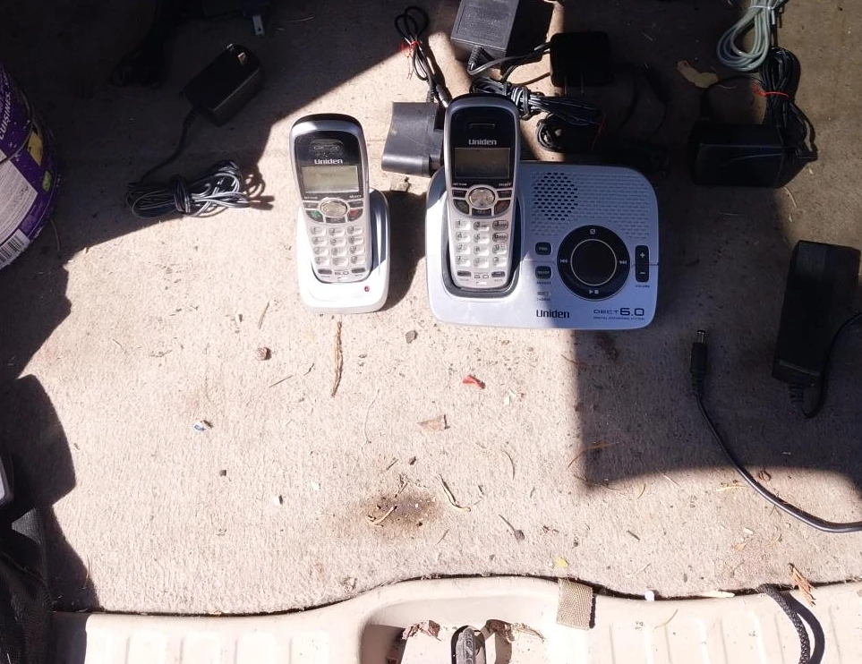 Uniden DECT 6.0 Cordless Phone with Answering System