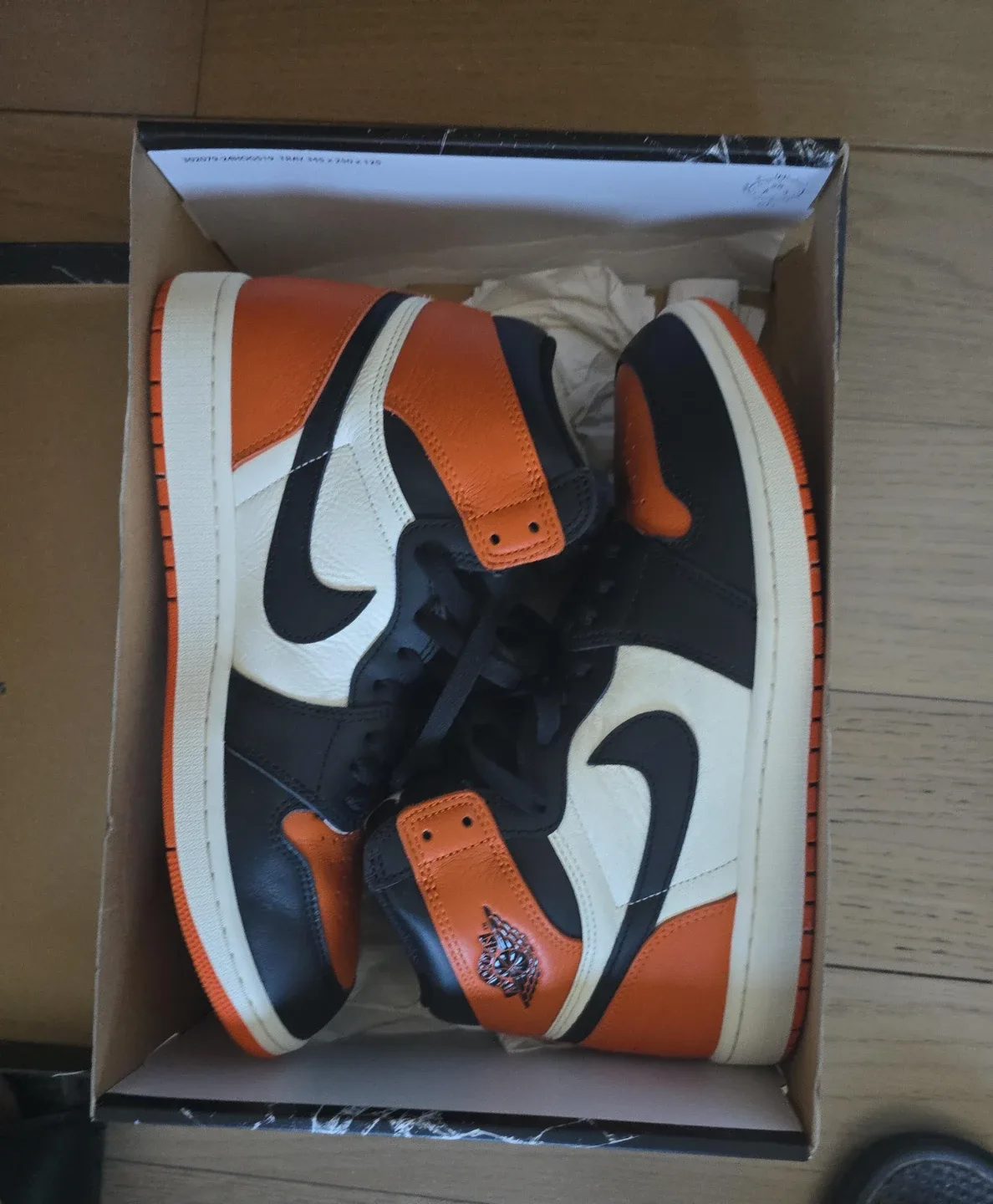 Air Jordan 1 High OG "Shattered Backboard"