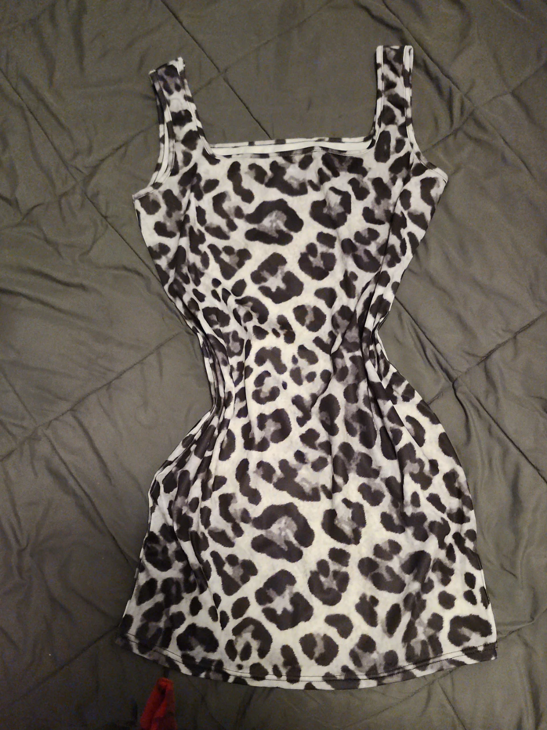 Women's Leopard Print Sleeveless Mini Dress