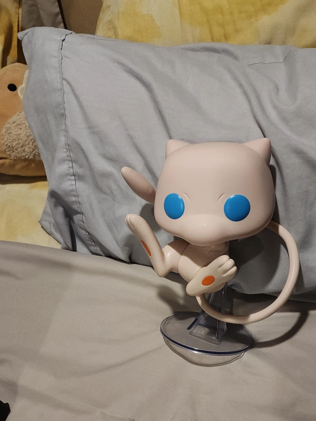 Funko Pop Jumbo Pokémon Mew #151