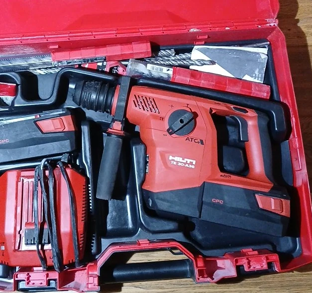 Hilti TE 30-A36 Rotary Hammer Drill