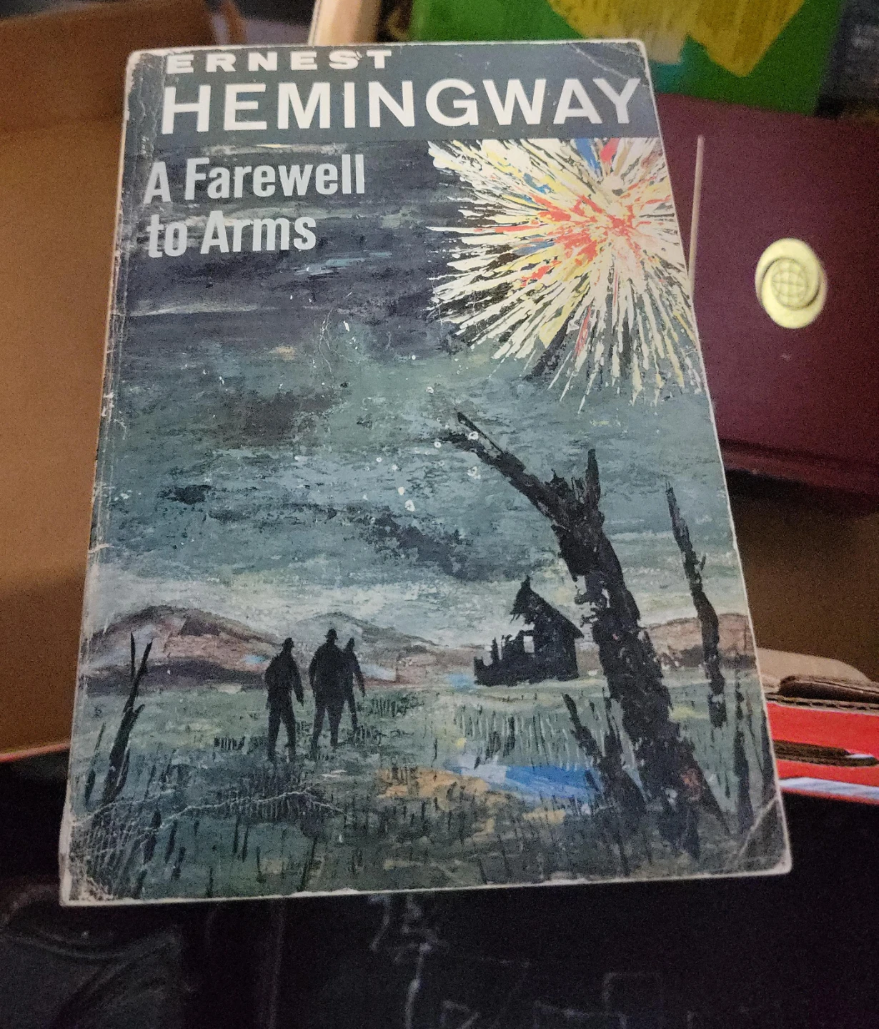 Ernest Hemingway A Farewell to Arms Book