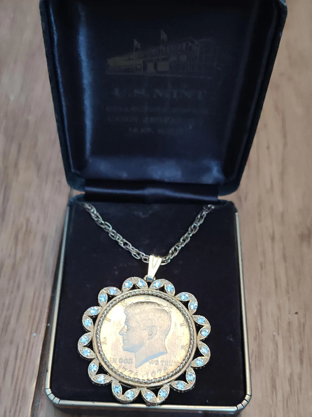 Kennedy Half Dollar Coin Pendant Necklace with Rhinestones - photo 2