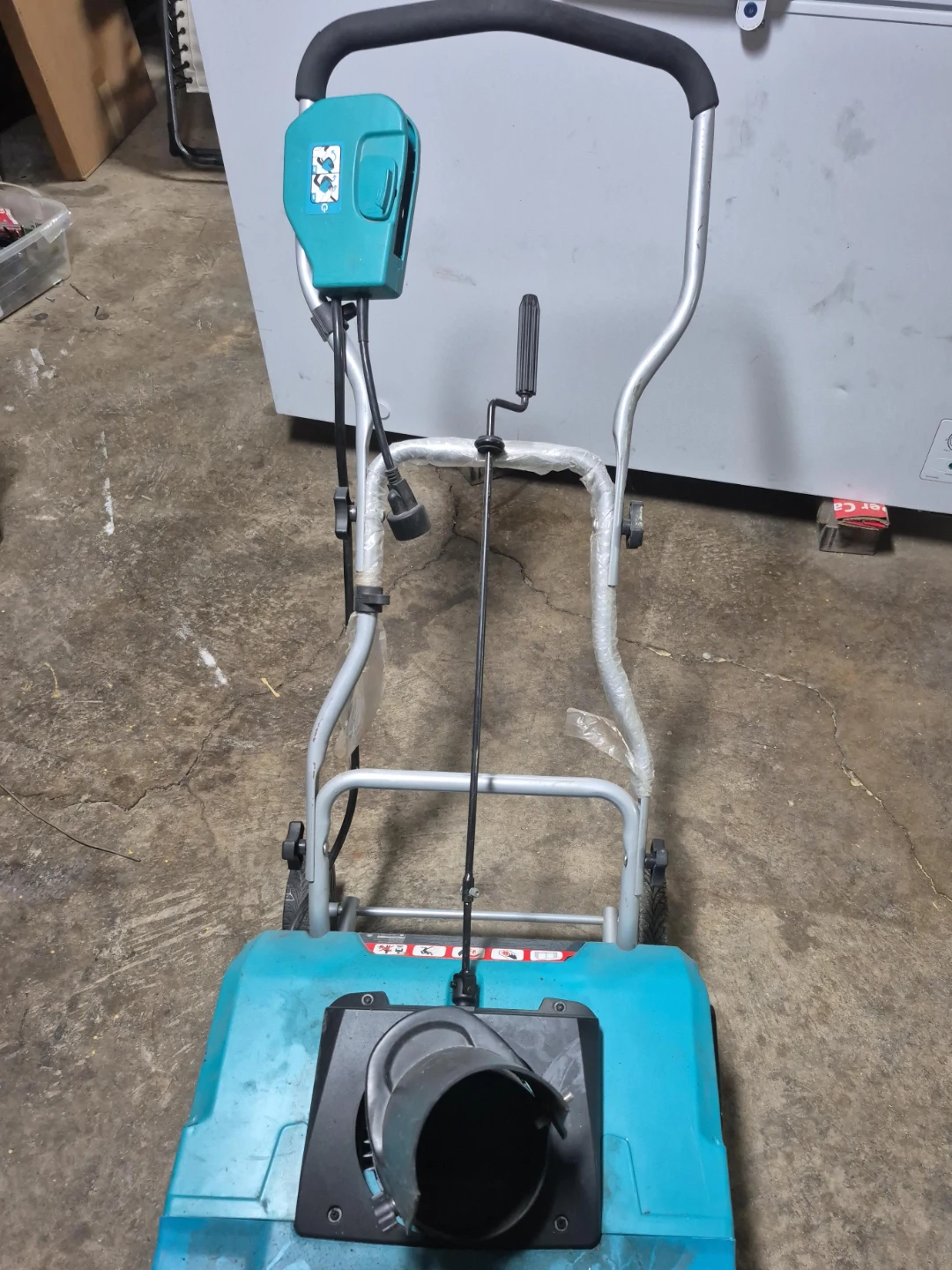Green Electric Snow Blower