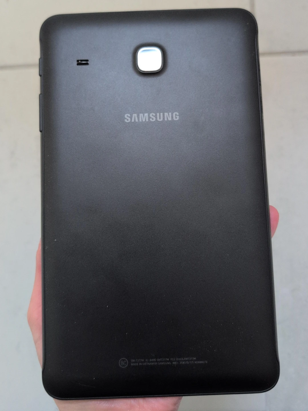 Samsung Galaxy Tab E With LTE