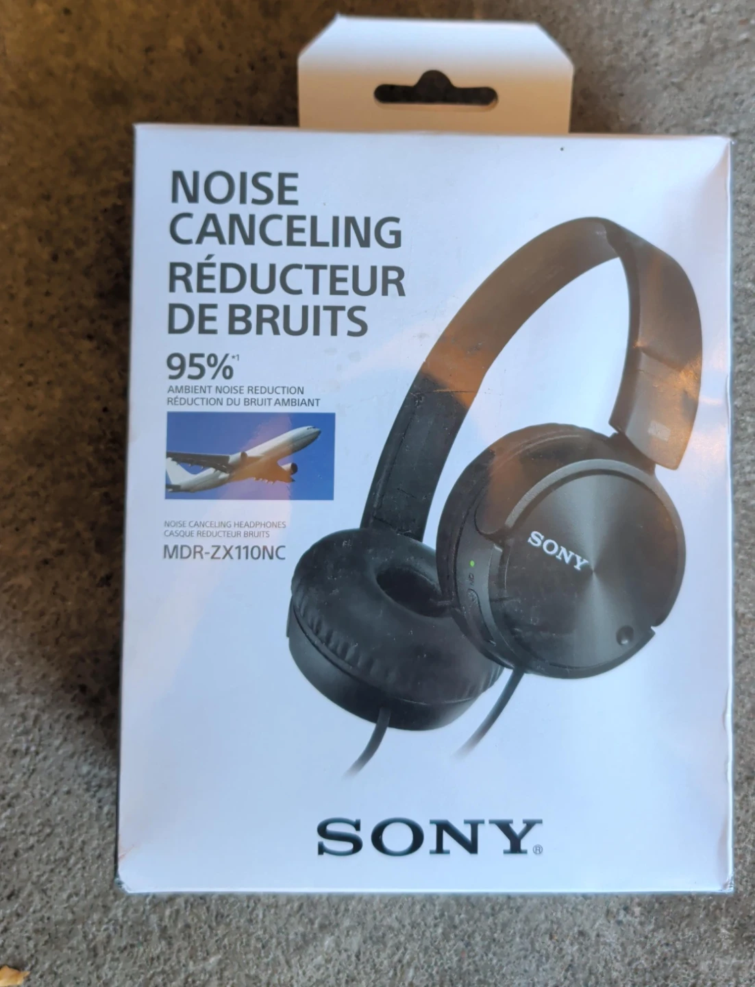 Sony Noise Cancelling Headphones MDRZX110NC/M
