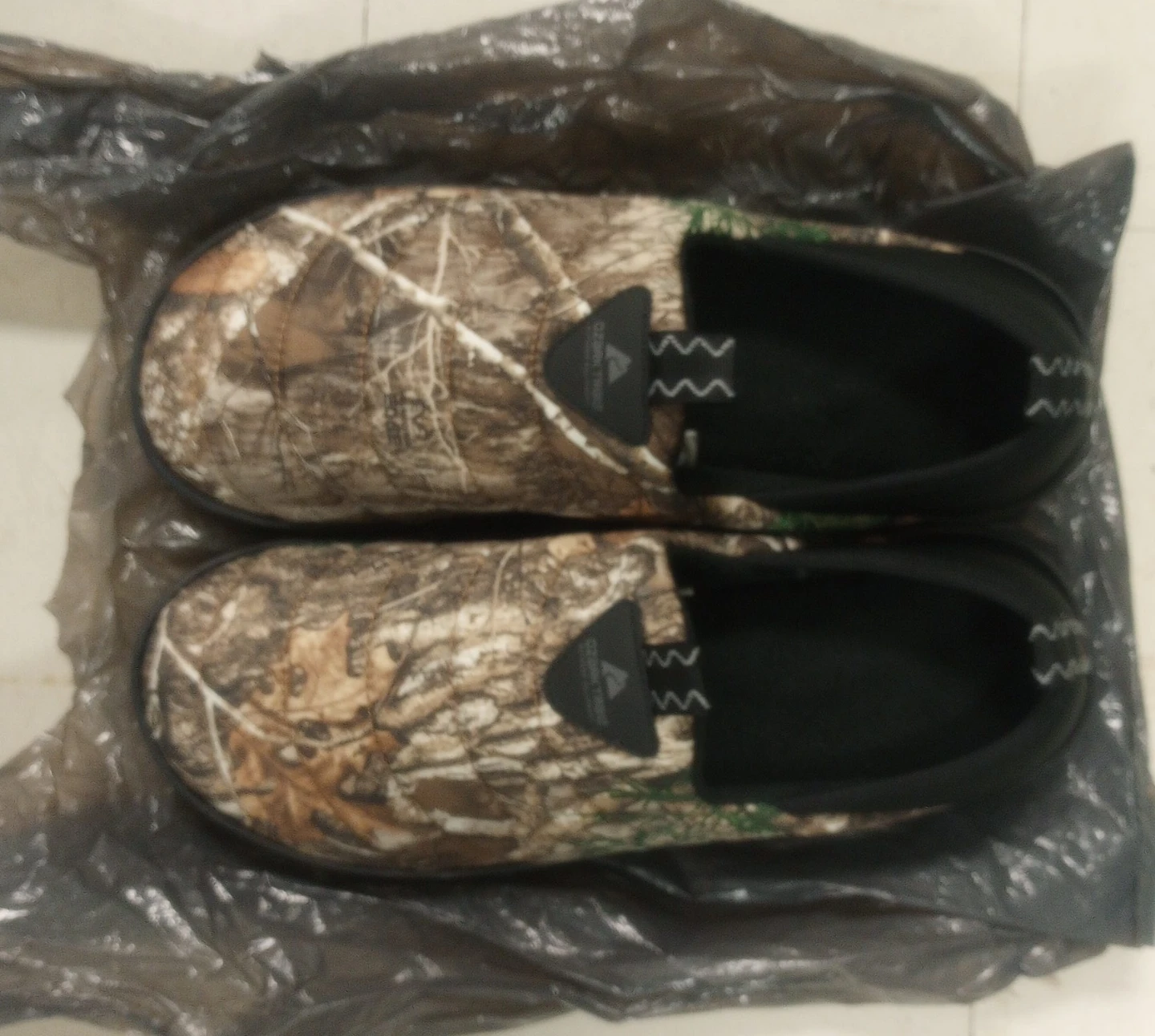 Ozark Trail Men's Realtree Camo Slippers Size 9-10