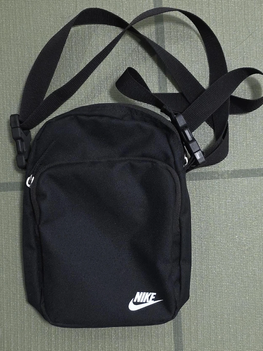 Nike Black Crossbody Bag