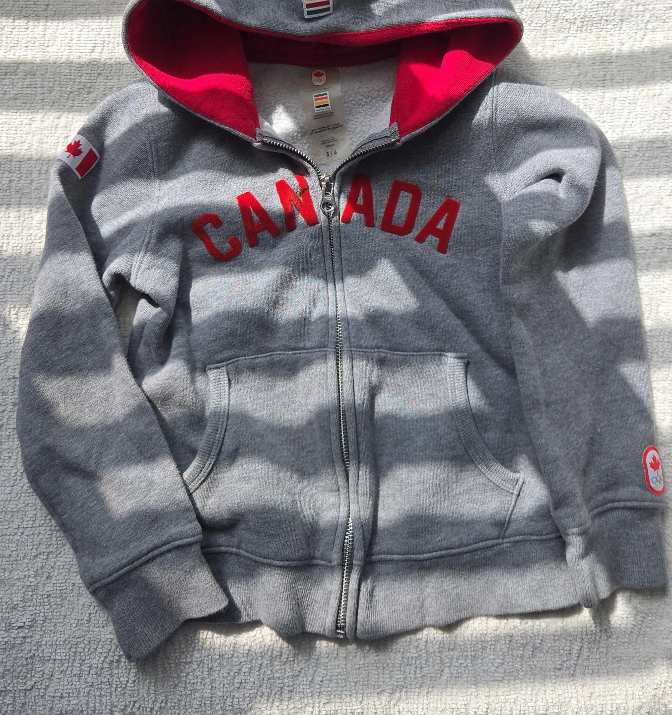 Hudson's Bay Canada Olympic Zip-Up kids Hoodie Size 5/6