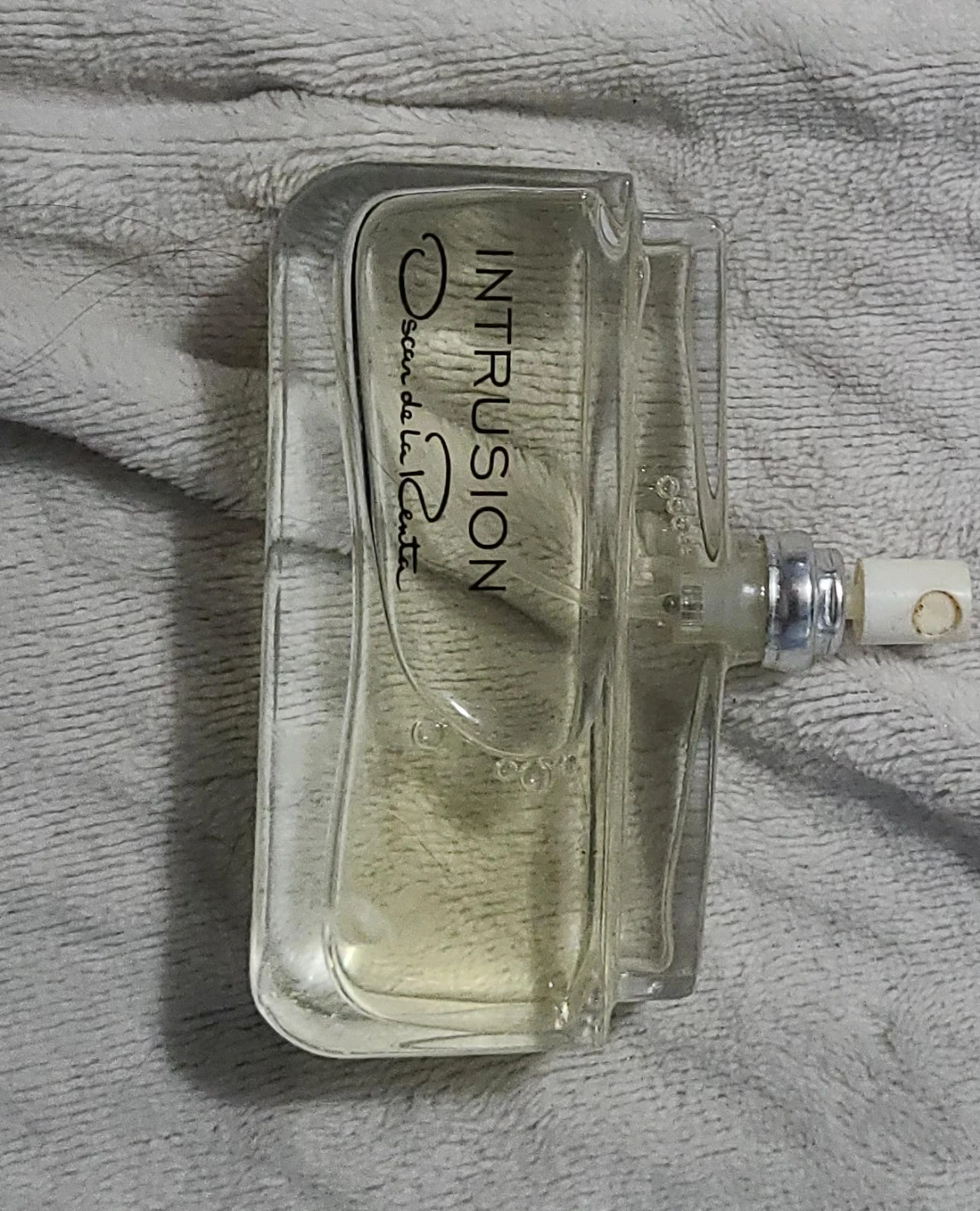 Oscar de la Renta Intrusion Eau de Parfum