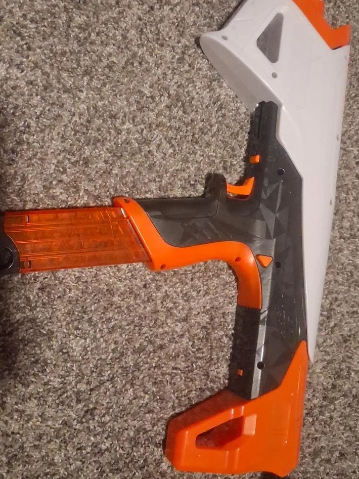Nerf Pro GS-10 Blaster with Magazine