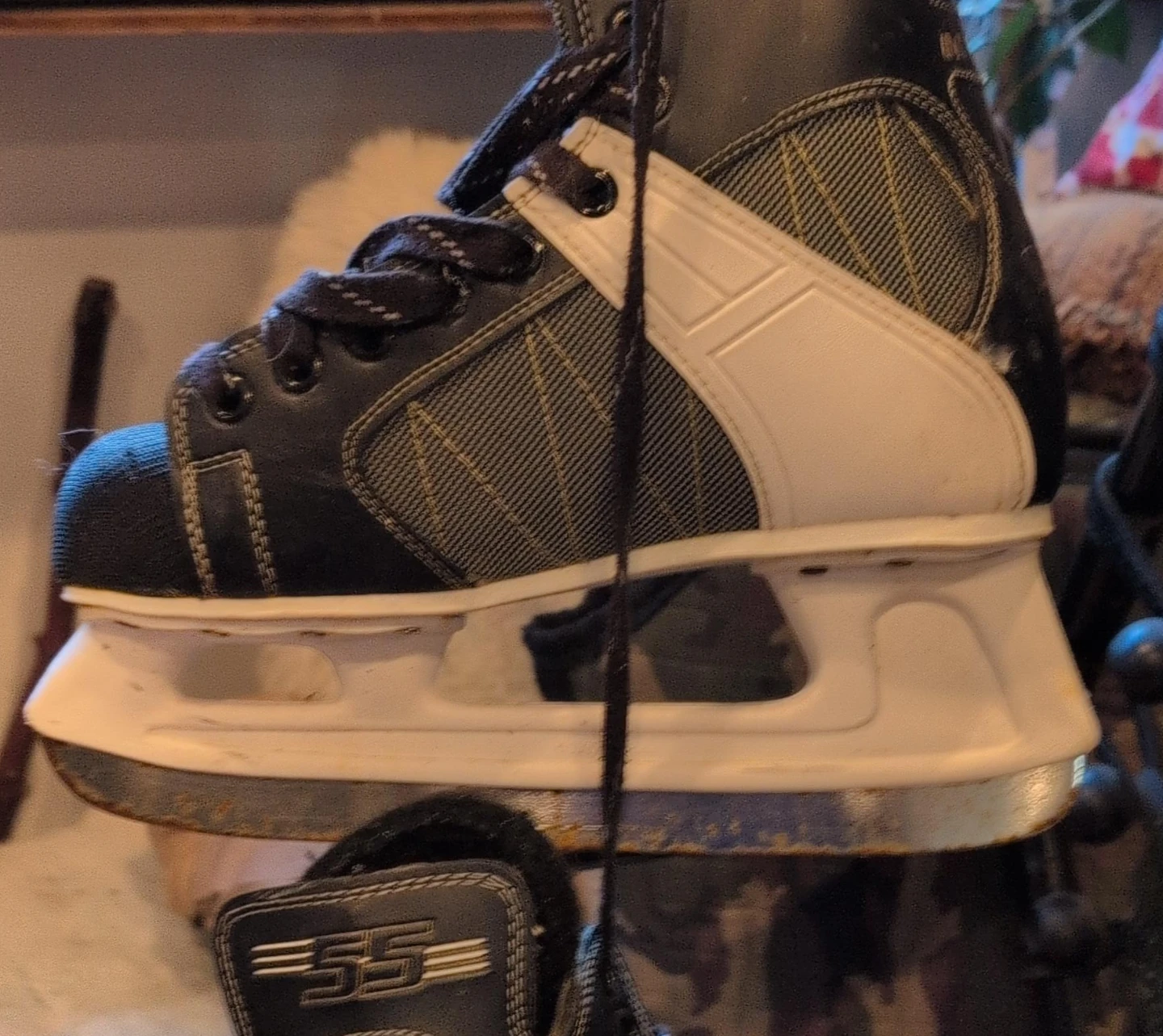 Skates SS
