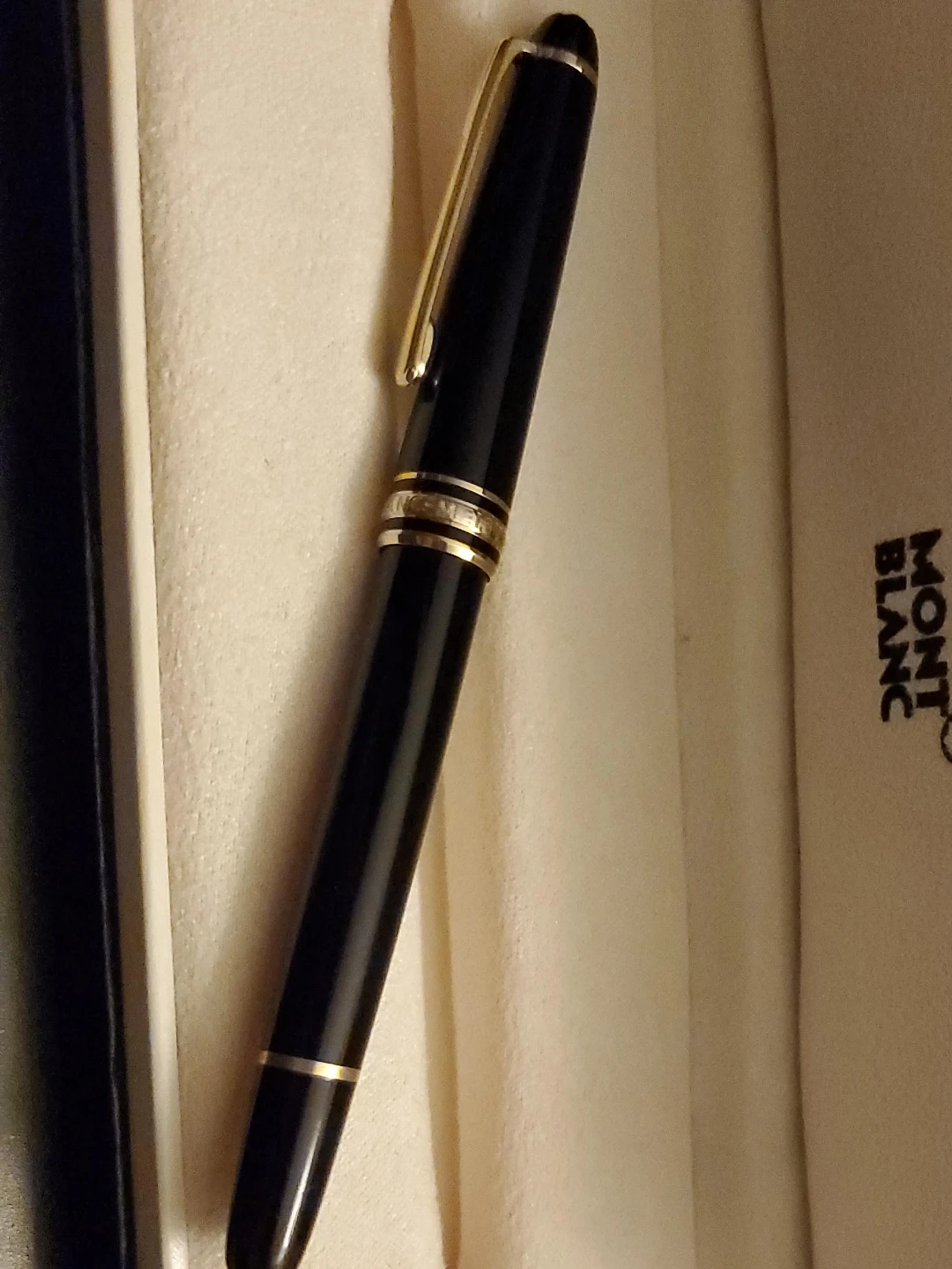 Montblanc Meisterstück Classique 145 Fountain Pen