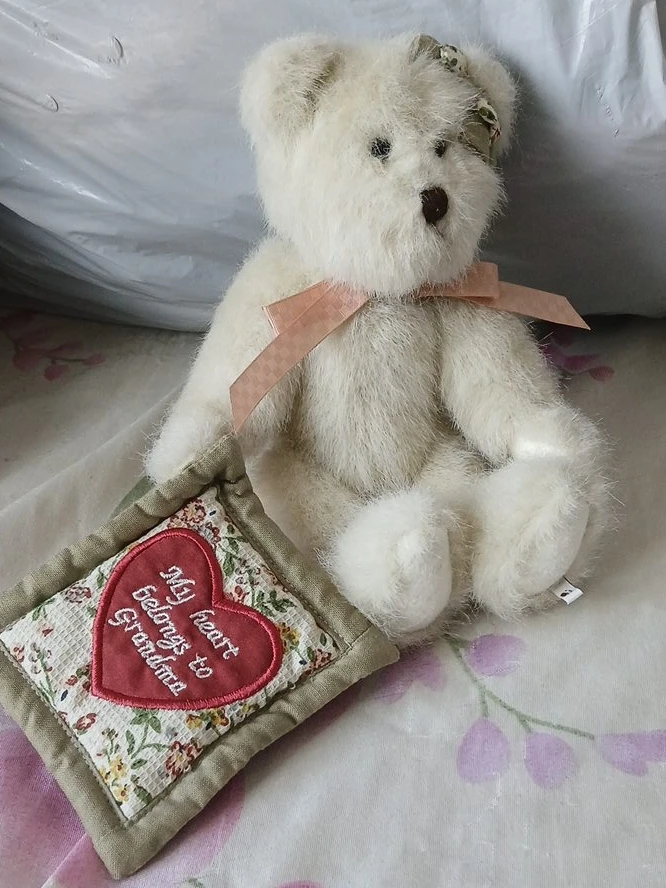 "My Heart Belongs to Grandma" Bear