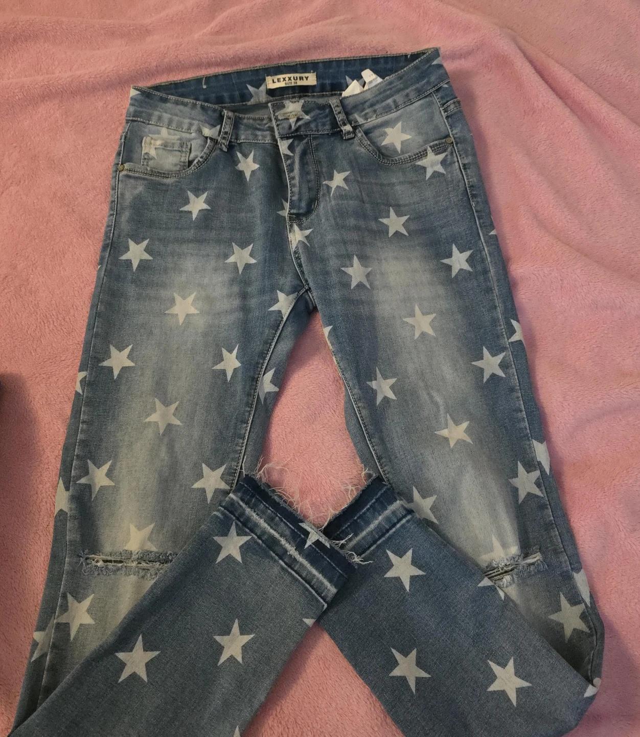LEXXURY Women's Star Print Denim Jeans Size 38