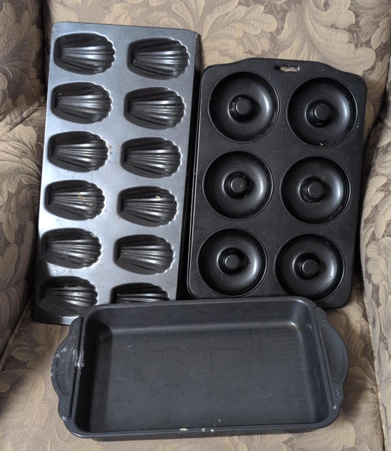 Baking Pans: Madeleine, Donut & Loaf Pan Set