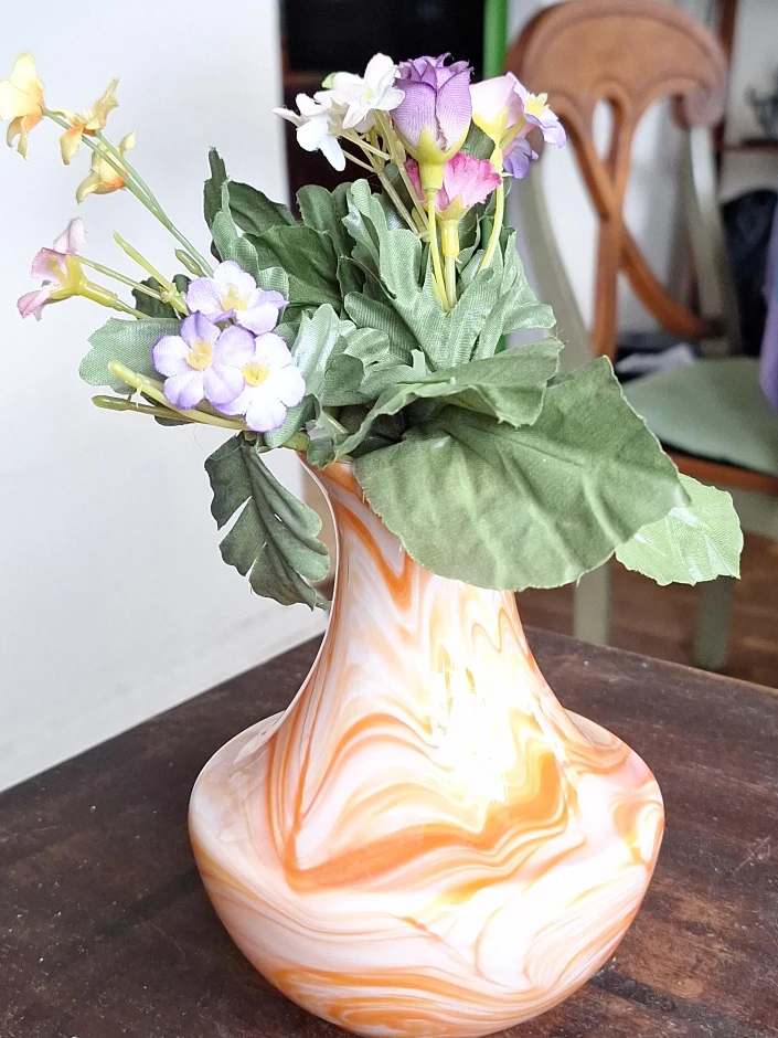 Swirl Vase with Artificial Flowers