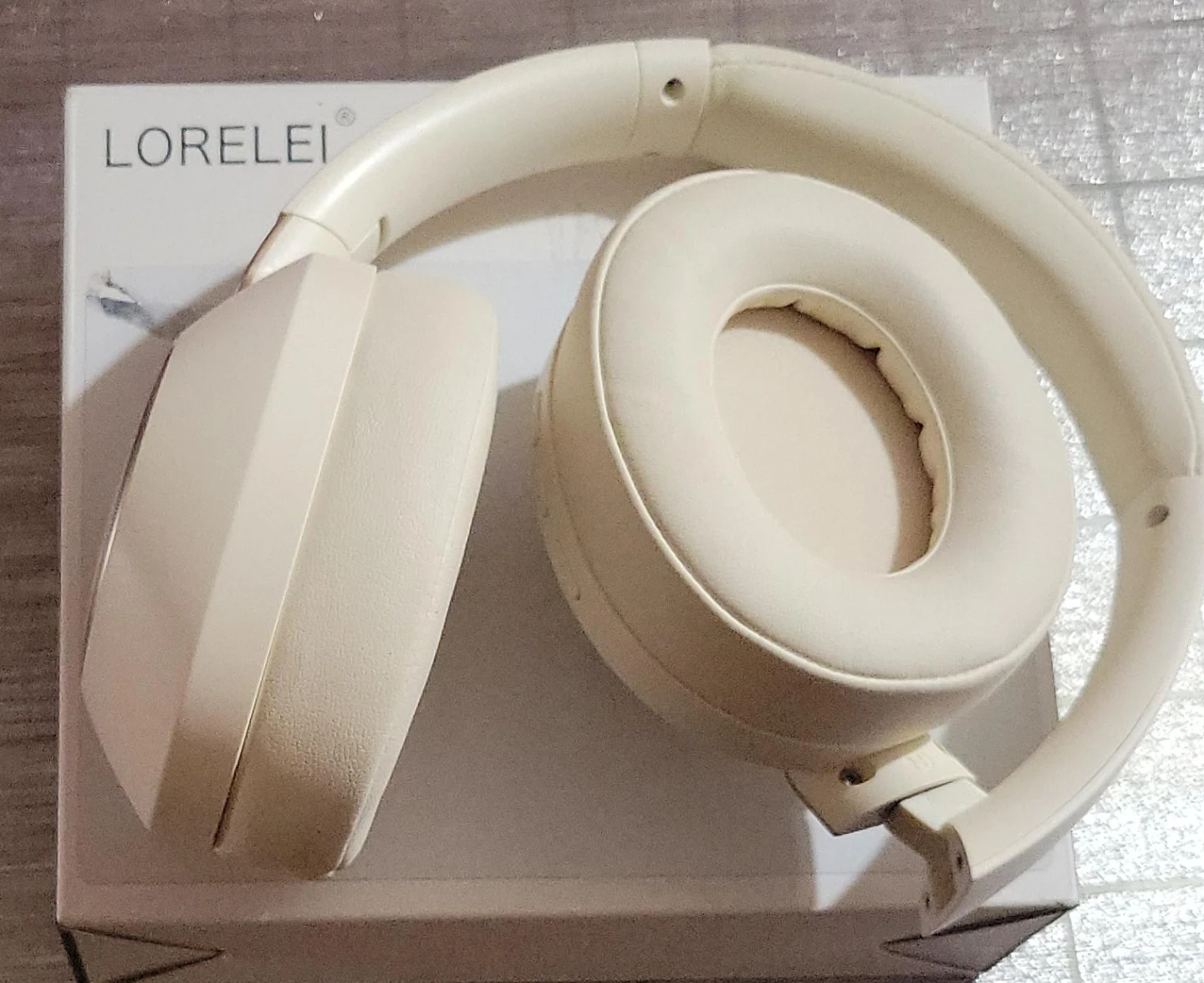 LORELEI Beige Over-Ear Headphones