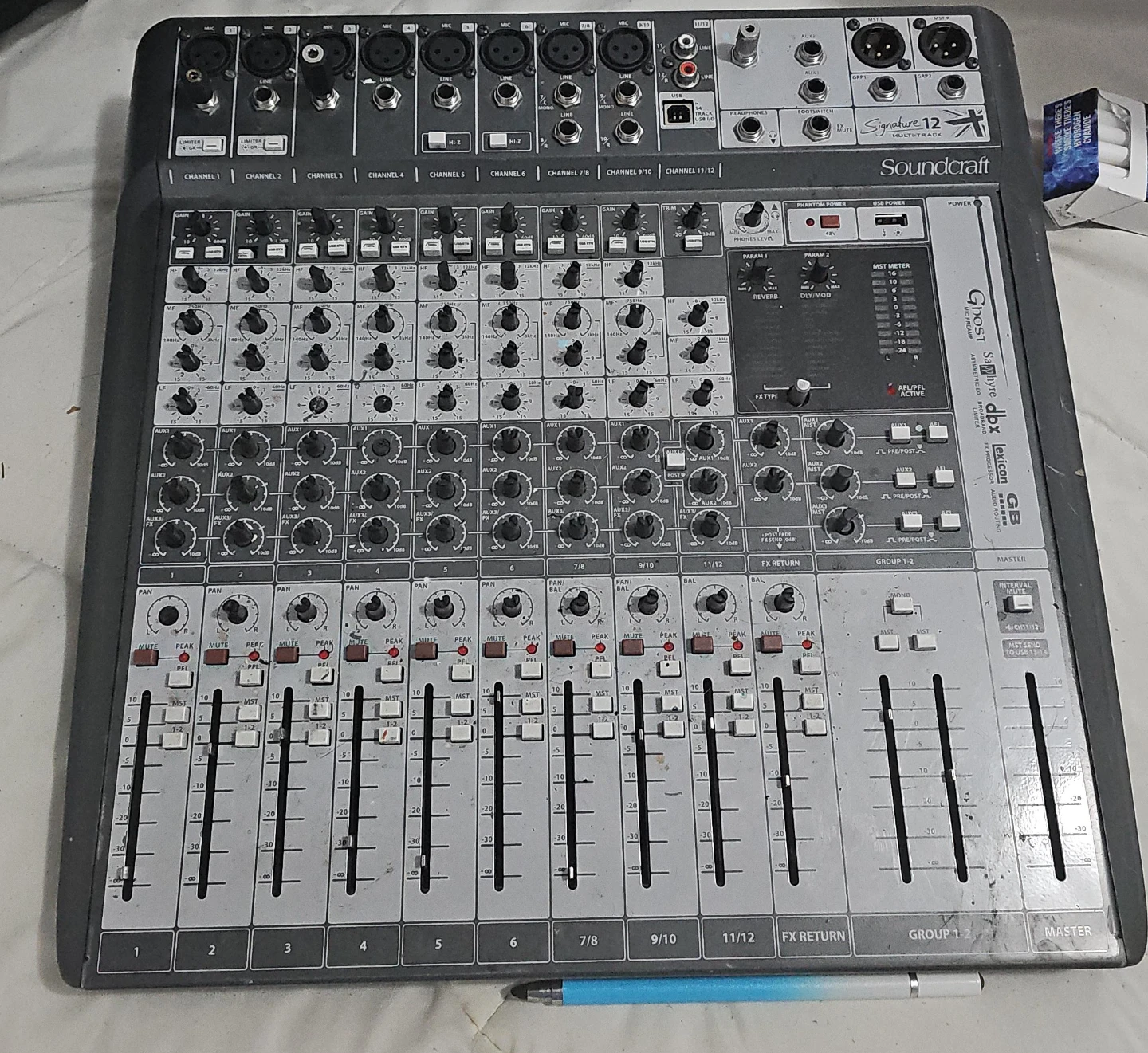 Soundcraft Signature 12 Multi-track Mixer