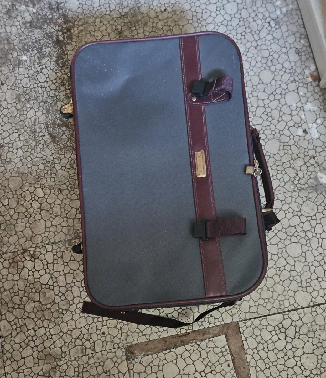 Vintage Samsonite Suitcase