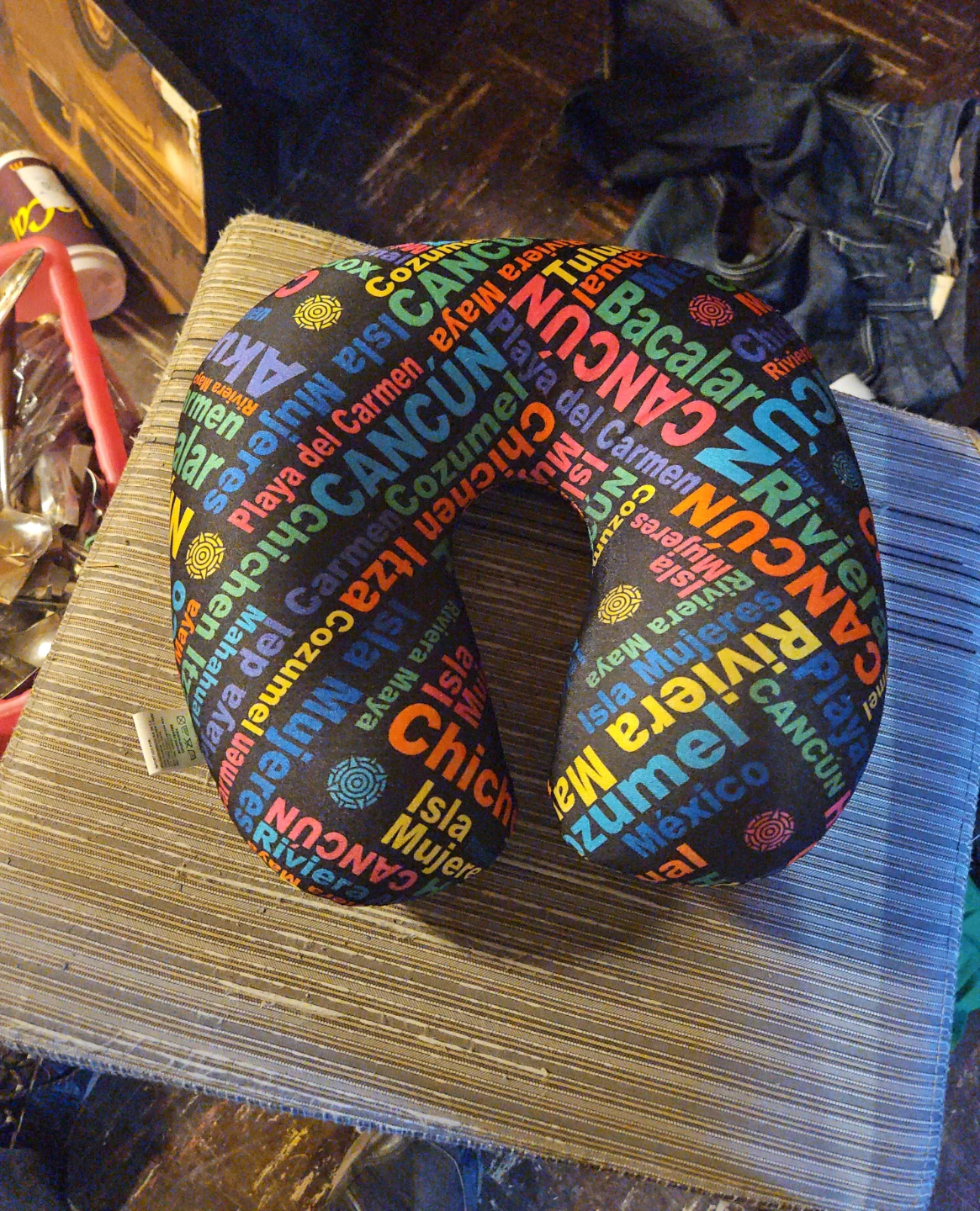Folgado Cancun Print Neck Pillow