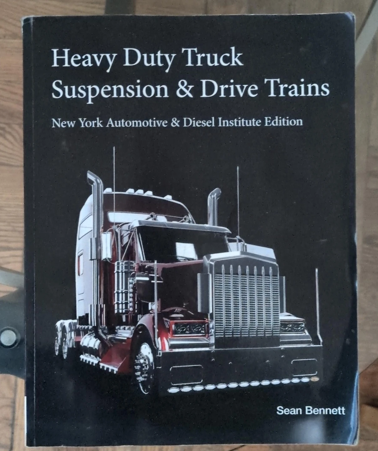 Heavy Duty Truck Suspension & Drive Trains Book