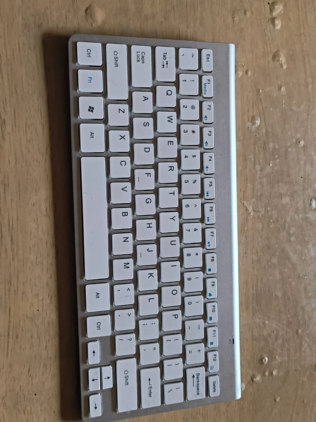 Slim Wireless Keyboard