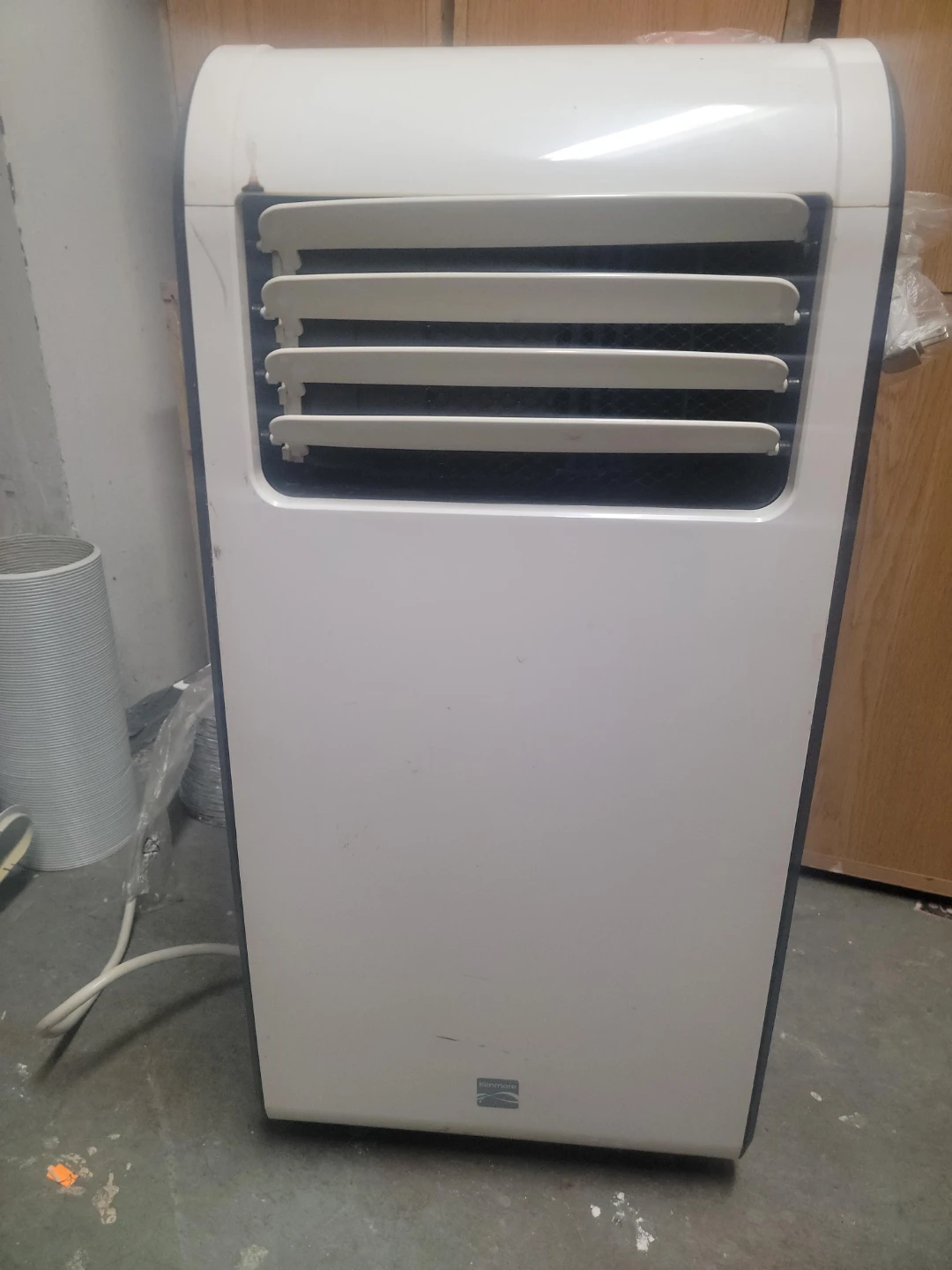 Portable air conditioner