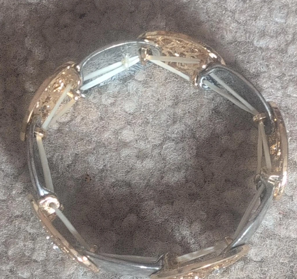 Two-tone Link Bracelet