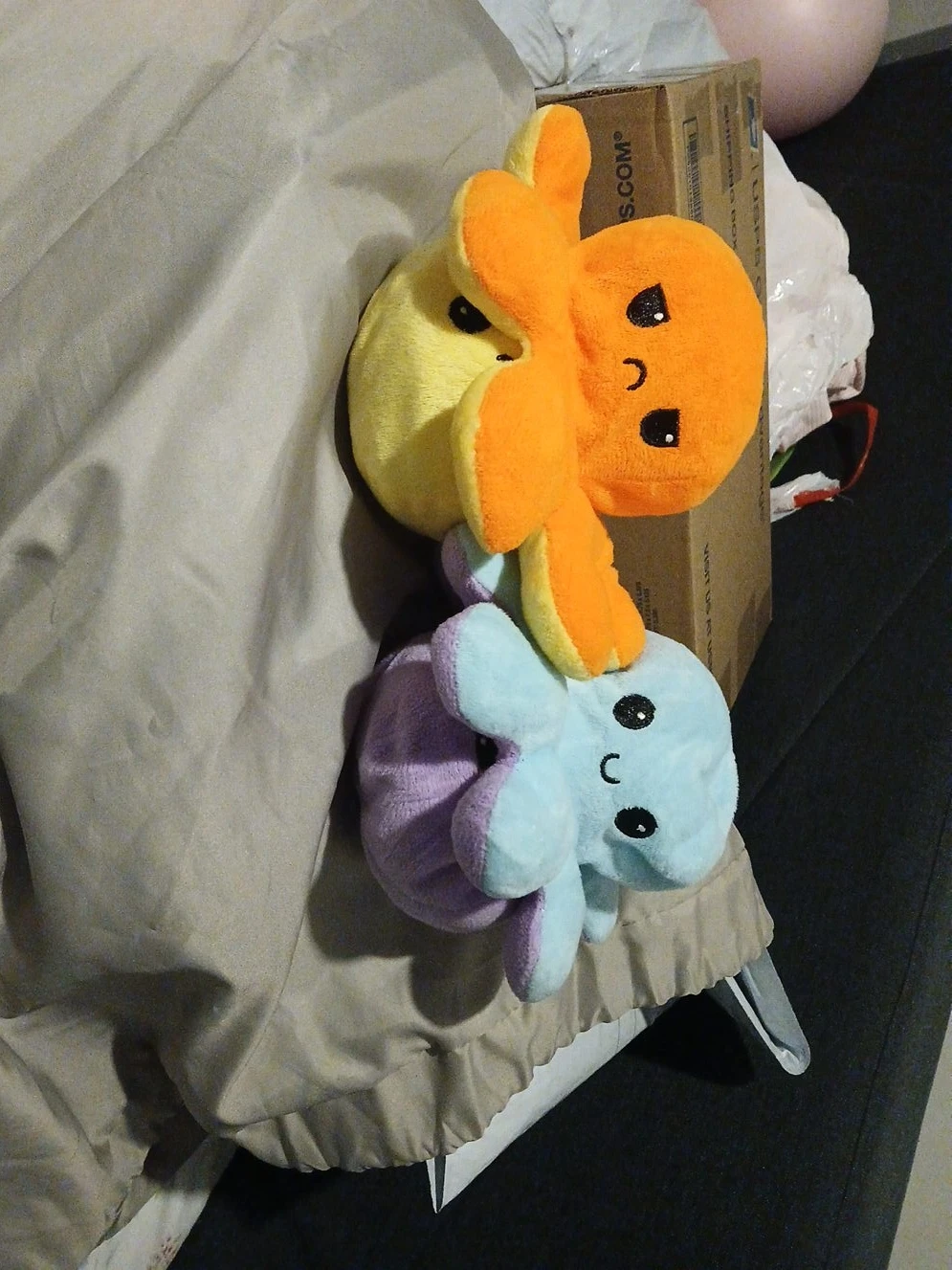 2 Reversible Octopus Plush Toys