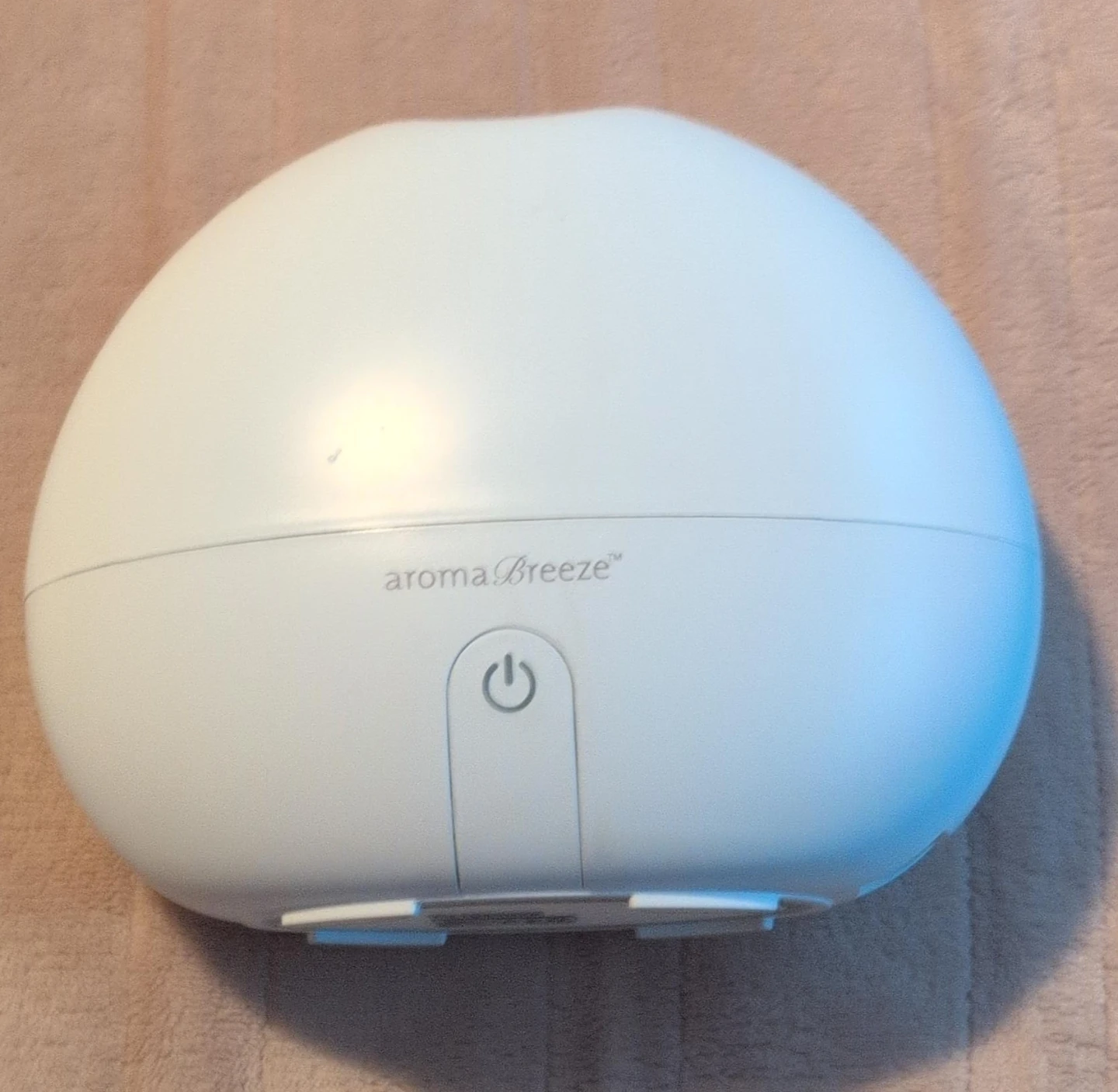 Saje AromaBreeze Essential Oil Diffuser with assorted oils