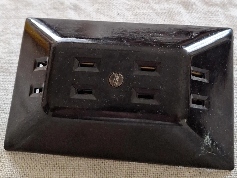 Vintage Double Outlet Receptacle