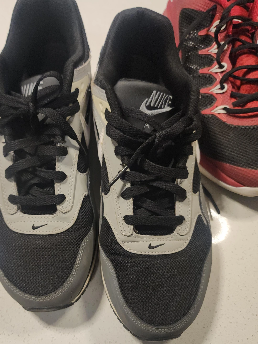 Nike Air Max Sneakers - Black/Grey