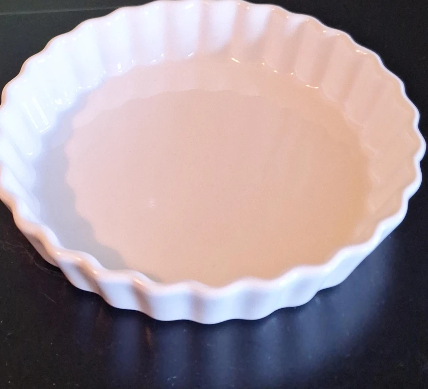 White Ceramic Fluted Tart Pan