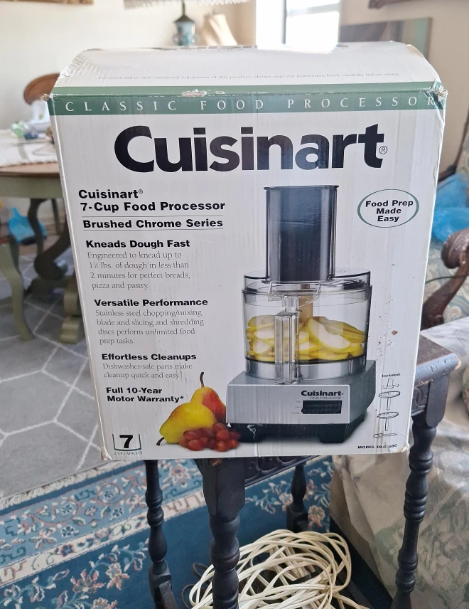 Cuisinart 7-Cup Food Processor - Brushed Chrome Series