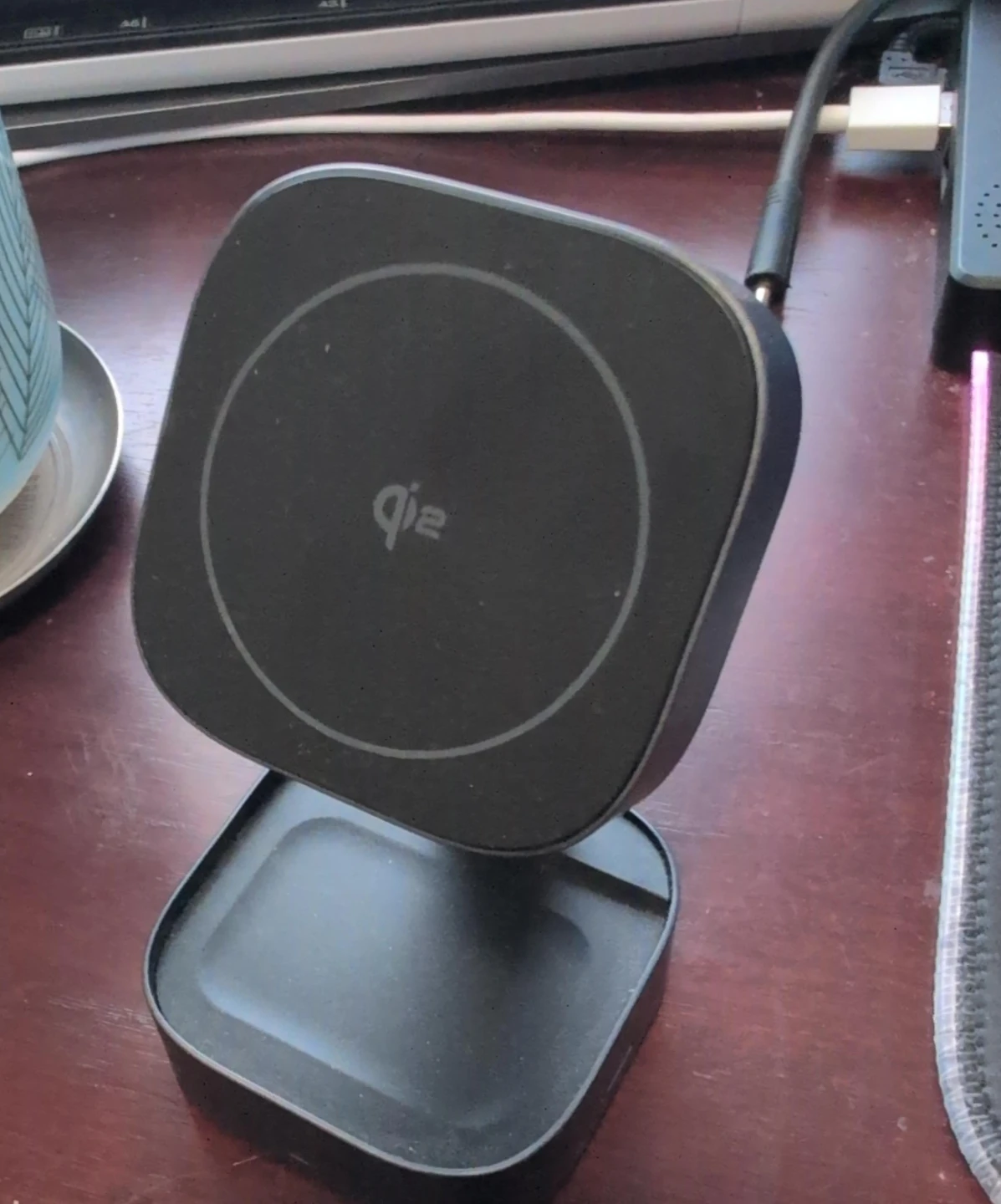 Qi2 Wireless Charging Stand