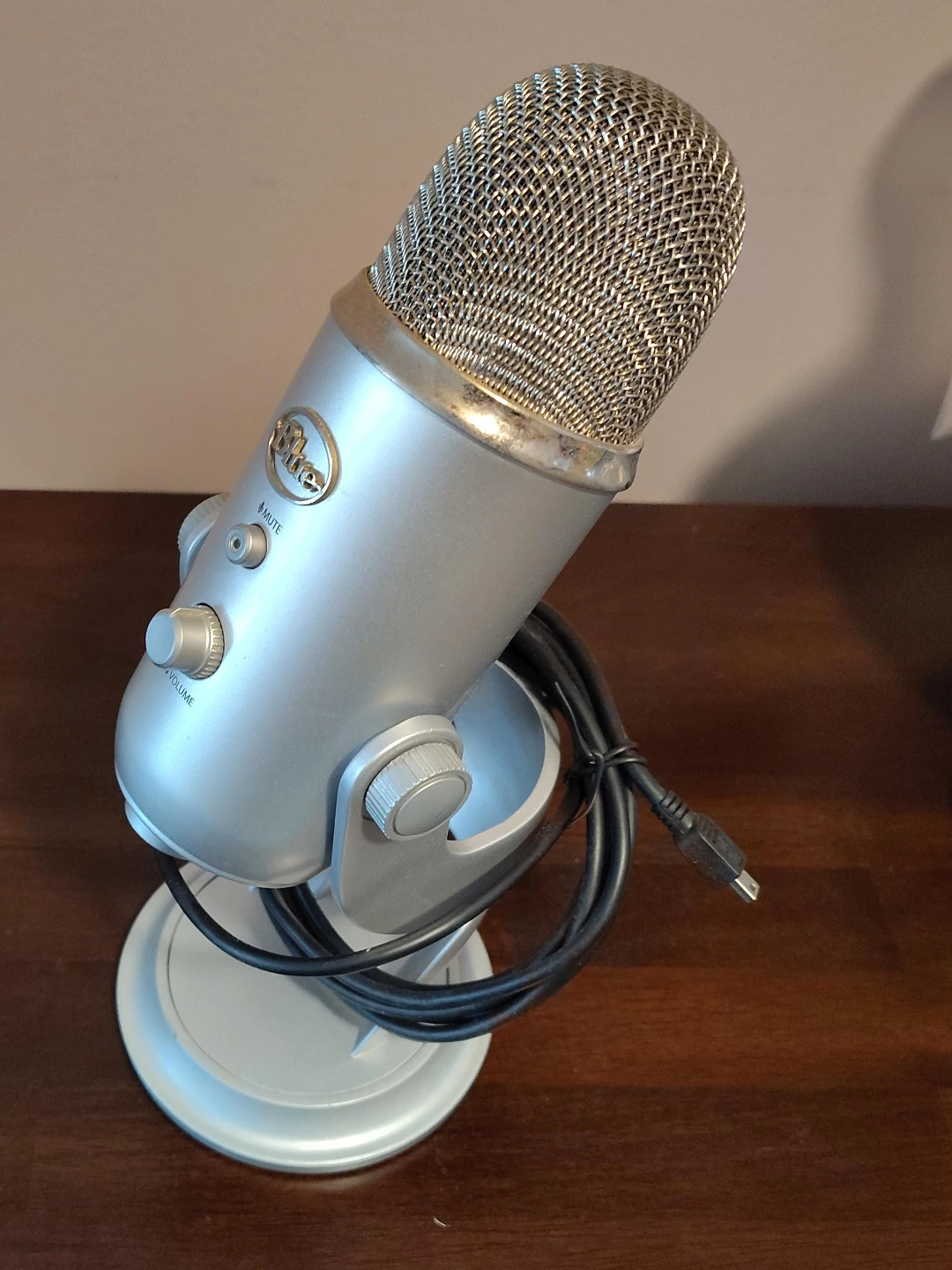 Blue Yeti USB Microphone - Silver