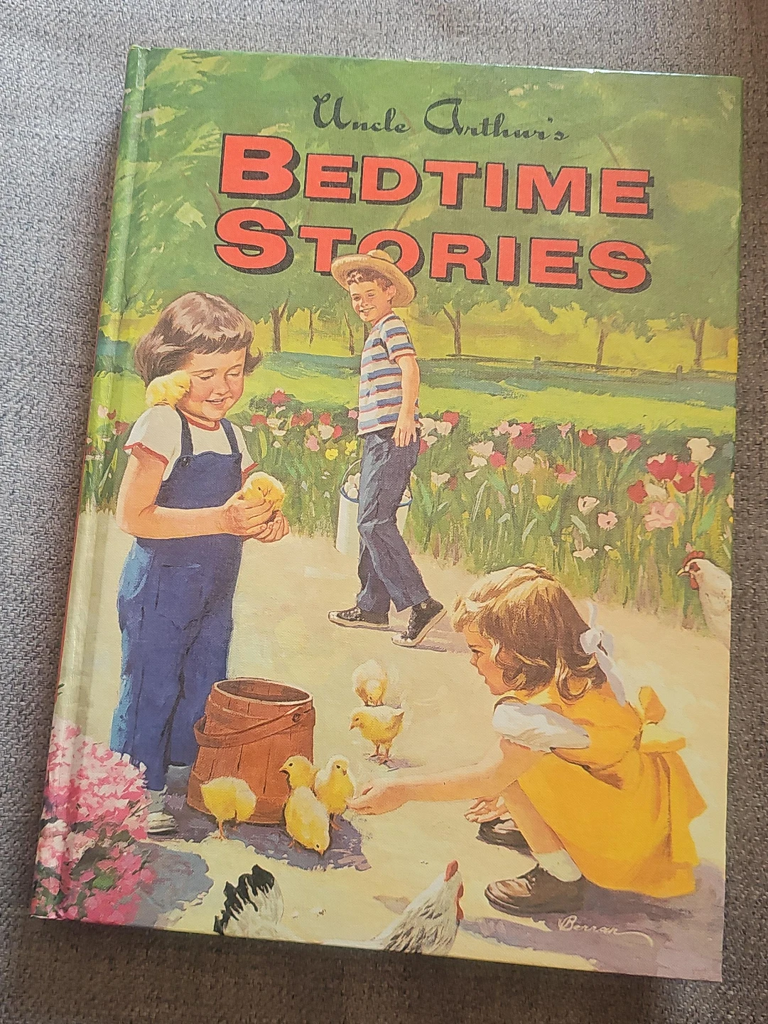 Uncle Arthur's Bedtime Stories Book