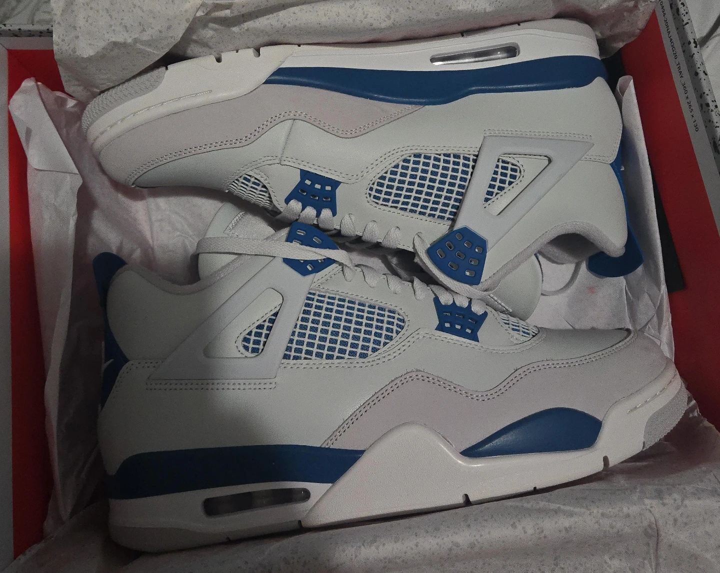 Air Jordan 4 retro military/neutral Grey