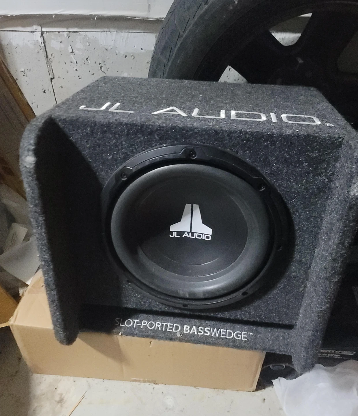 JL Audio Slot-Ported Basswedge Car Subwoofer