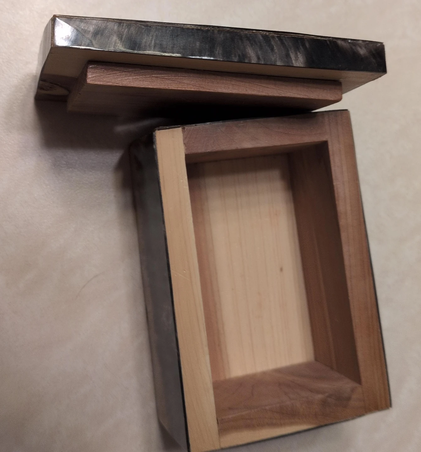 Small trinket box