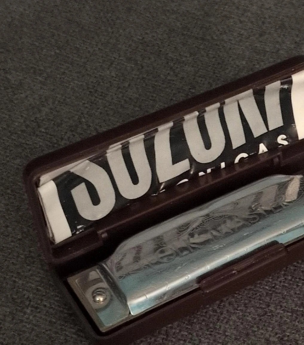 Suzuki Harmonica in Case