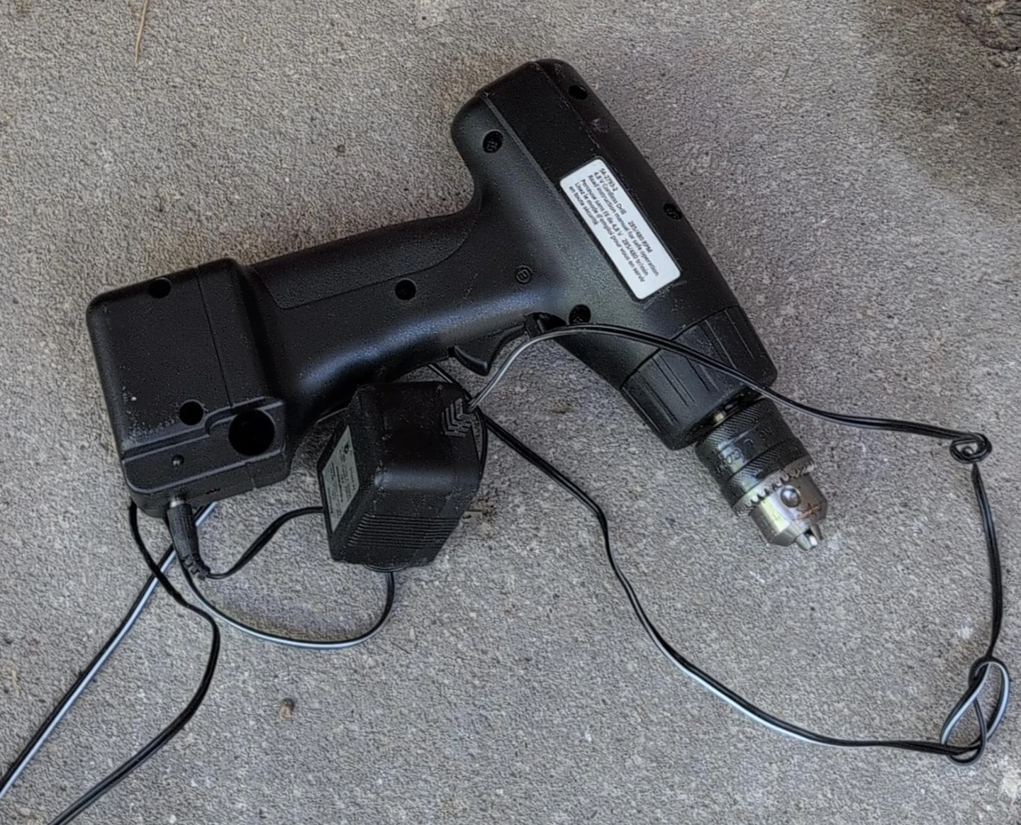 4.8V Cordless Drill with Charger no bits