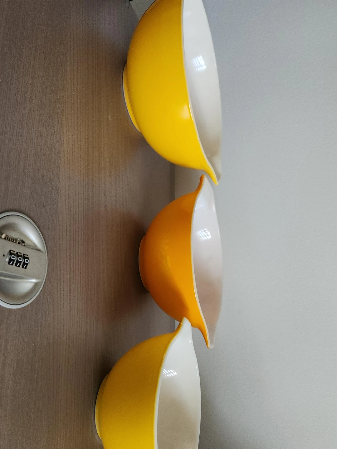 Set of 4 Yellow & Orange Mixing Bowls