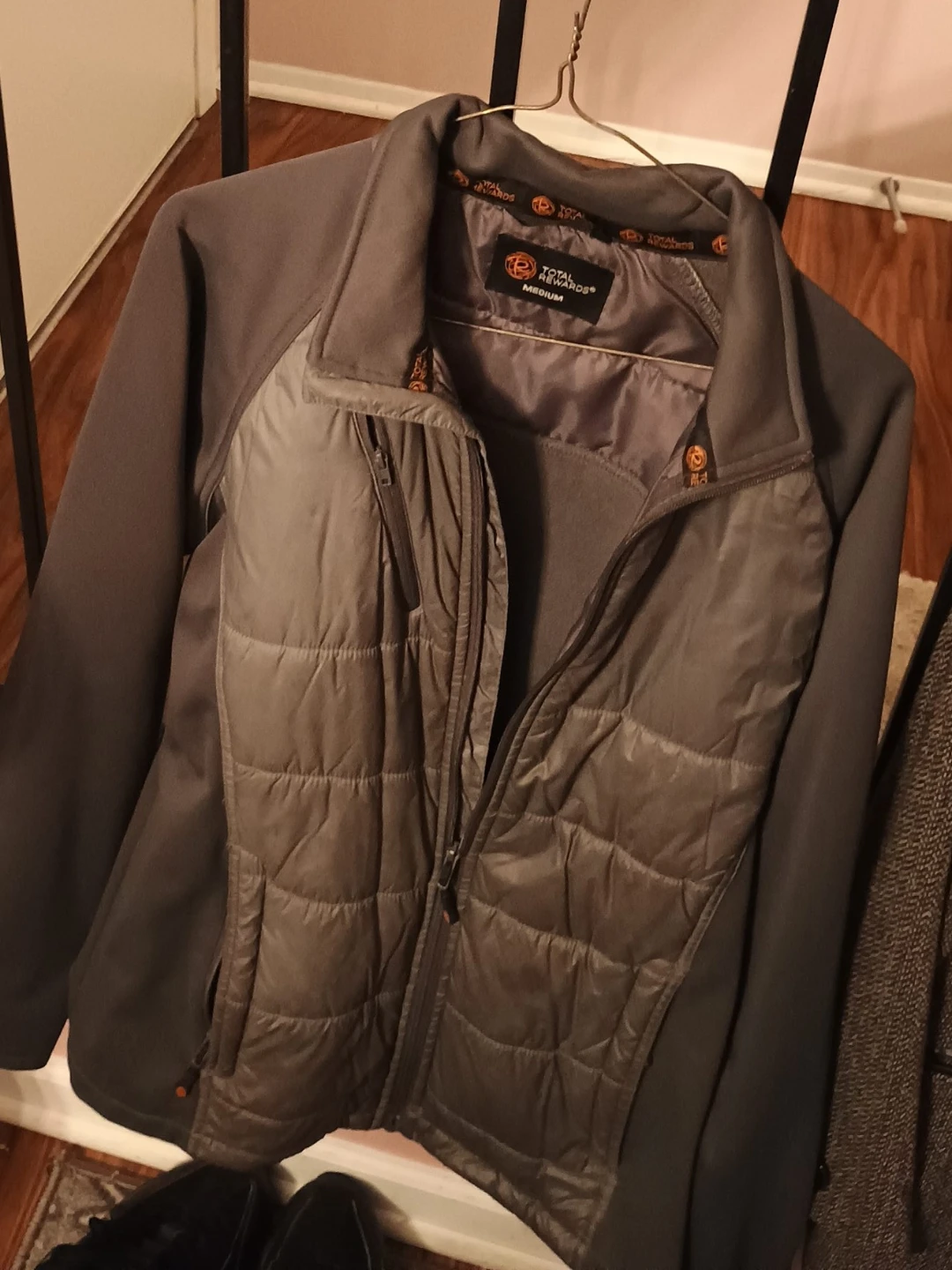 Total Rewards Puffer Jacket Medium Gray